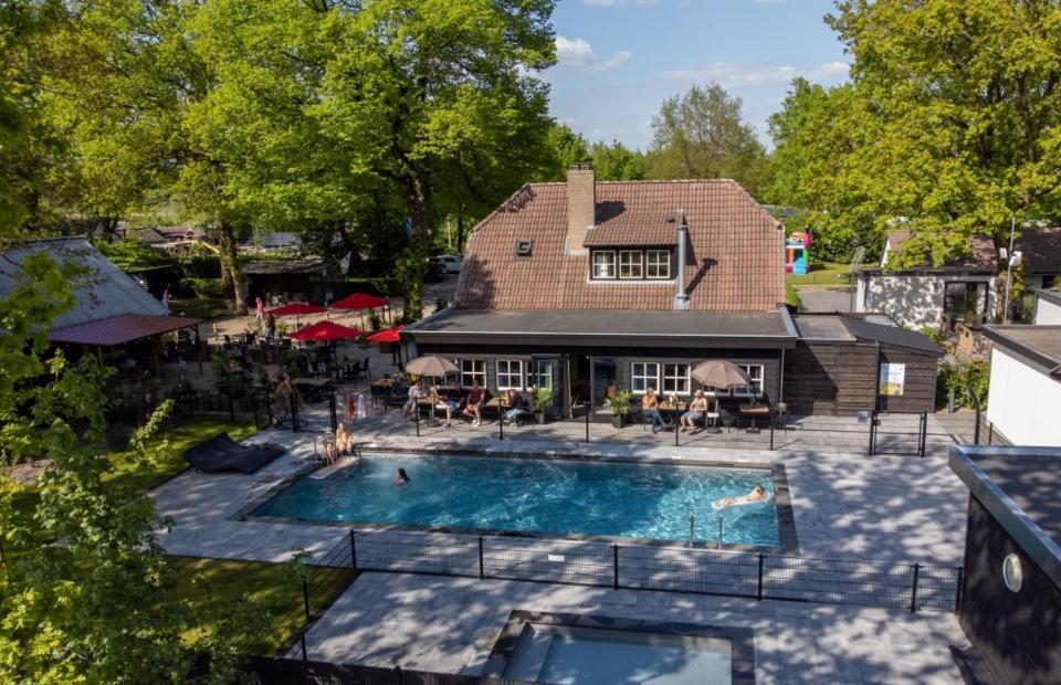 Camping de Vinkenkamp Lieren Bagian luar foto