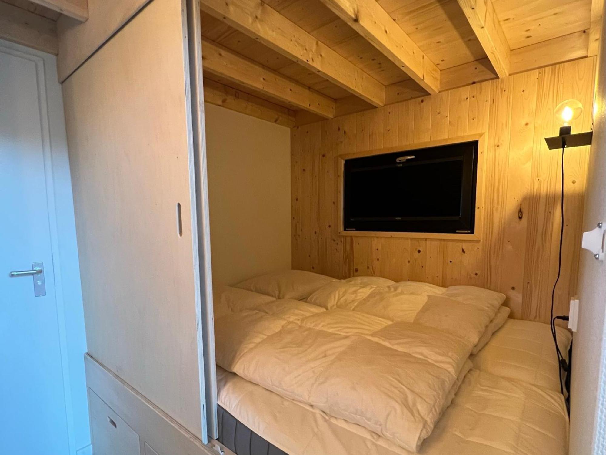 Camping de Vinkenkamp Lieren Bagian luar foto