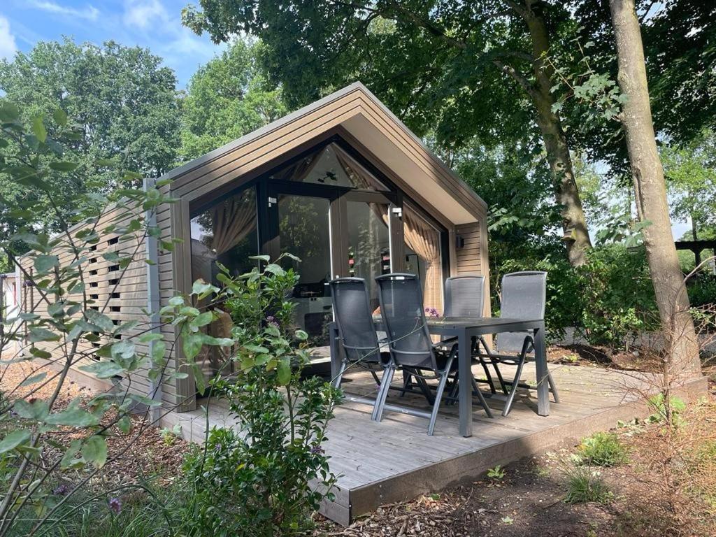 Camping de Vinkenkamp Lieren Bagian luar foto
