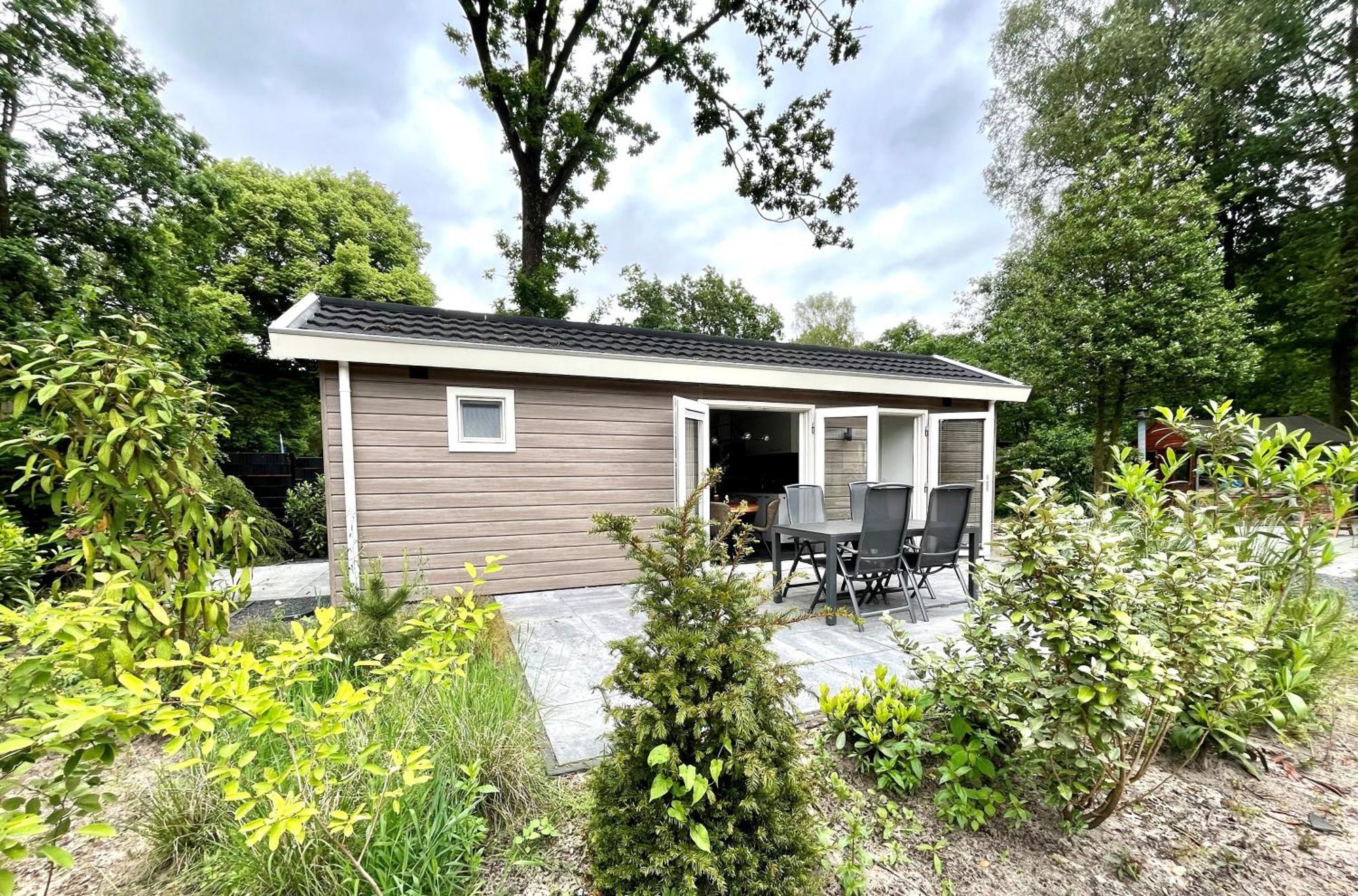 Camping de Vinkenkamp Lieren Bagian luar foto