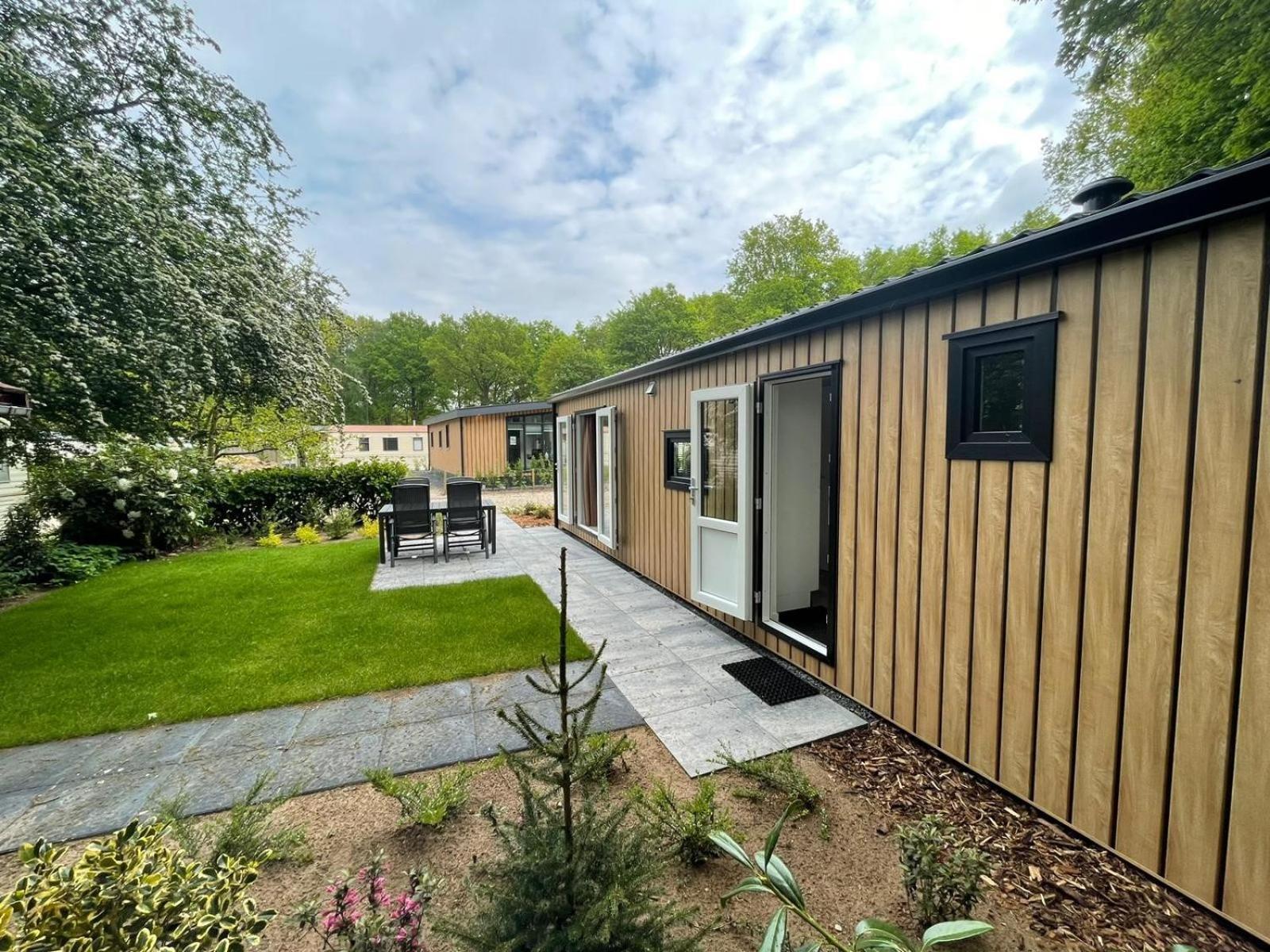 Camping de Vinkenkamp Lieren Bagian luar foto