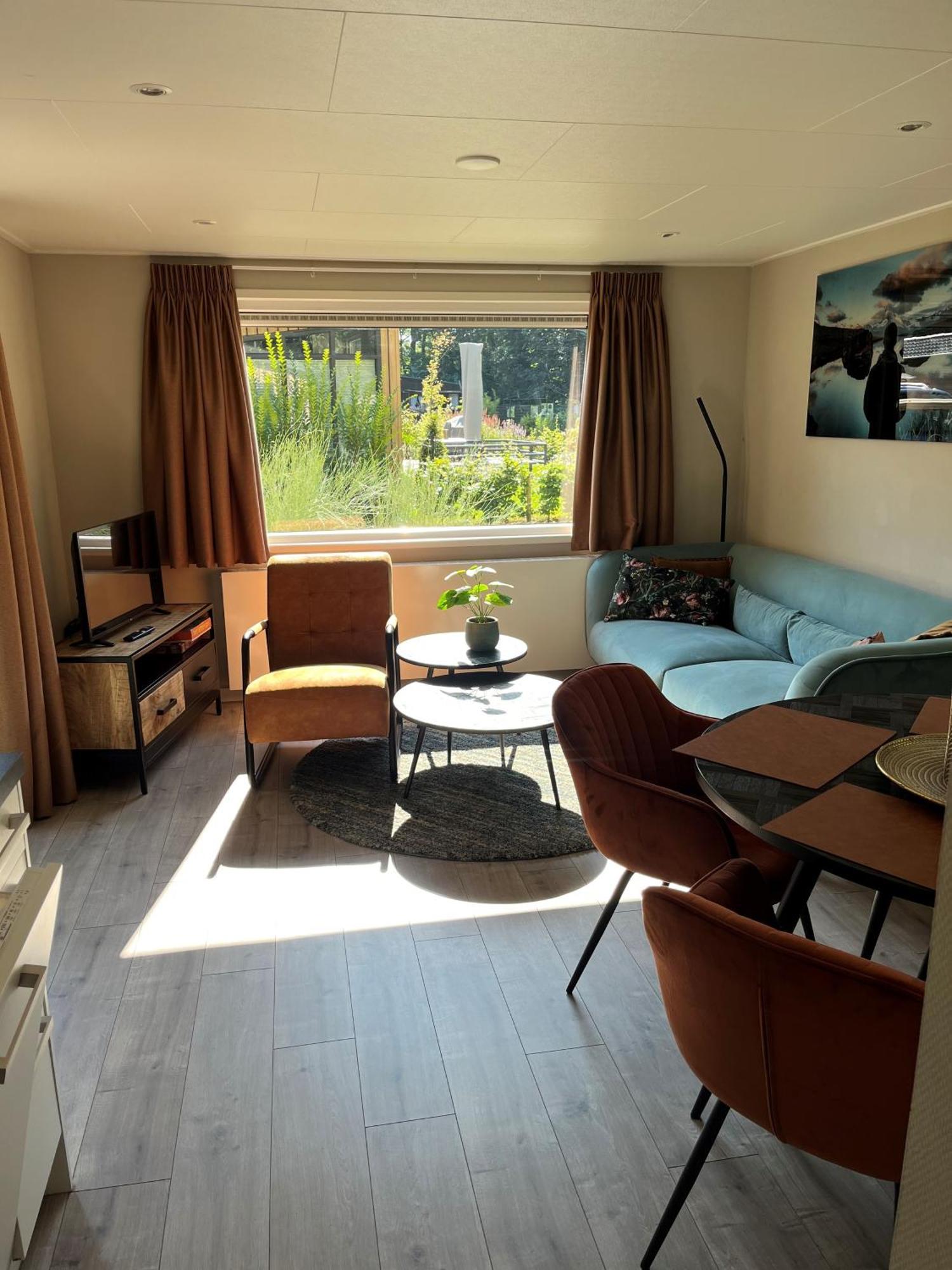 Camping de Vinkenkamp Lieren Bagian luar foto